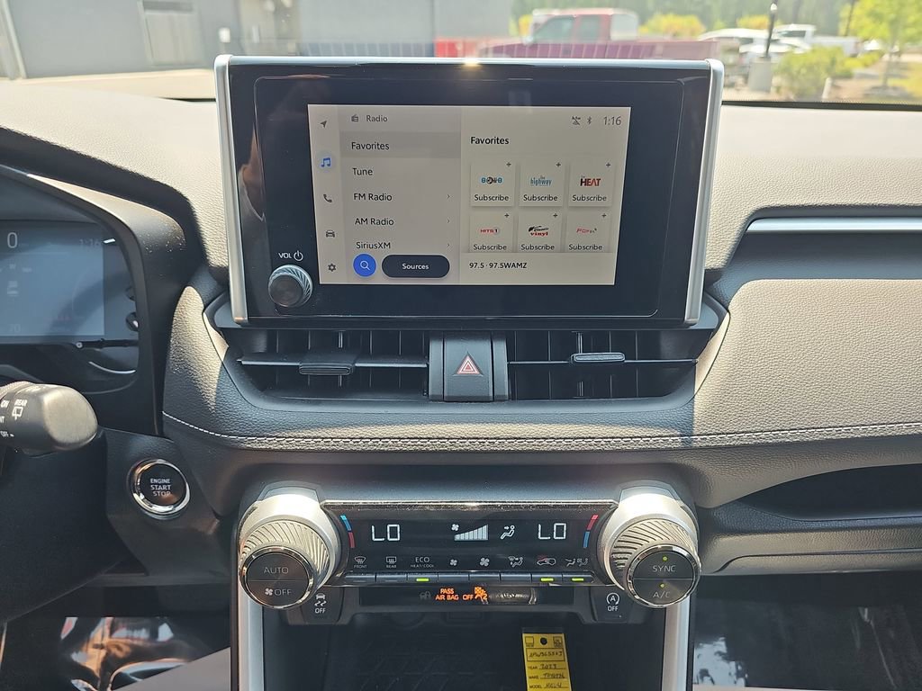 Used 2023 Toyota RAV4 XLE AWD/4WD image 23