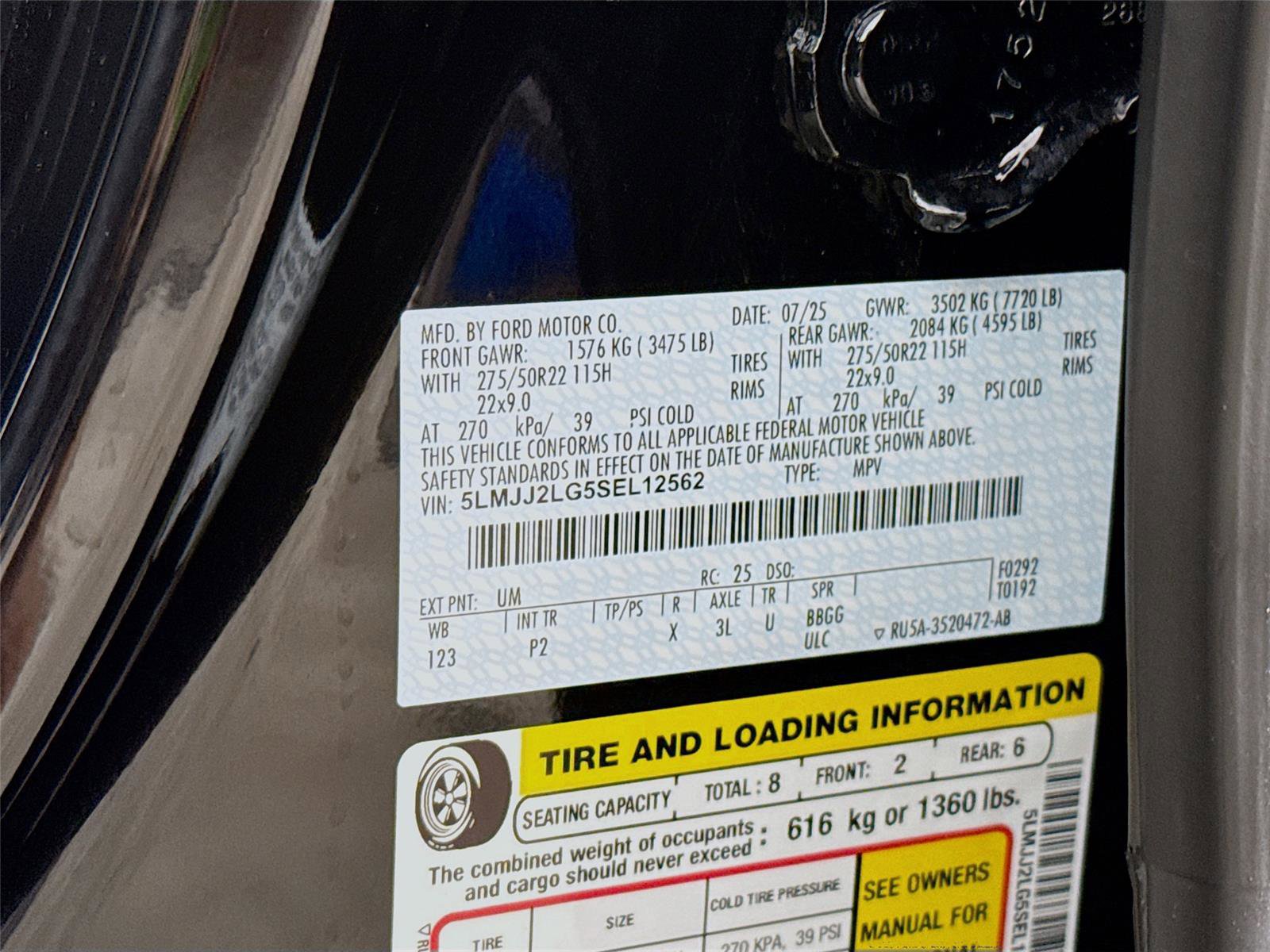 Used 2025 Lincoln Navigator Reserve w/ Jet Appearance Package image 32