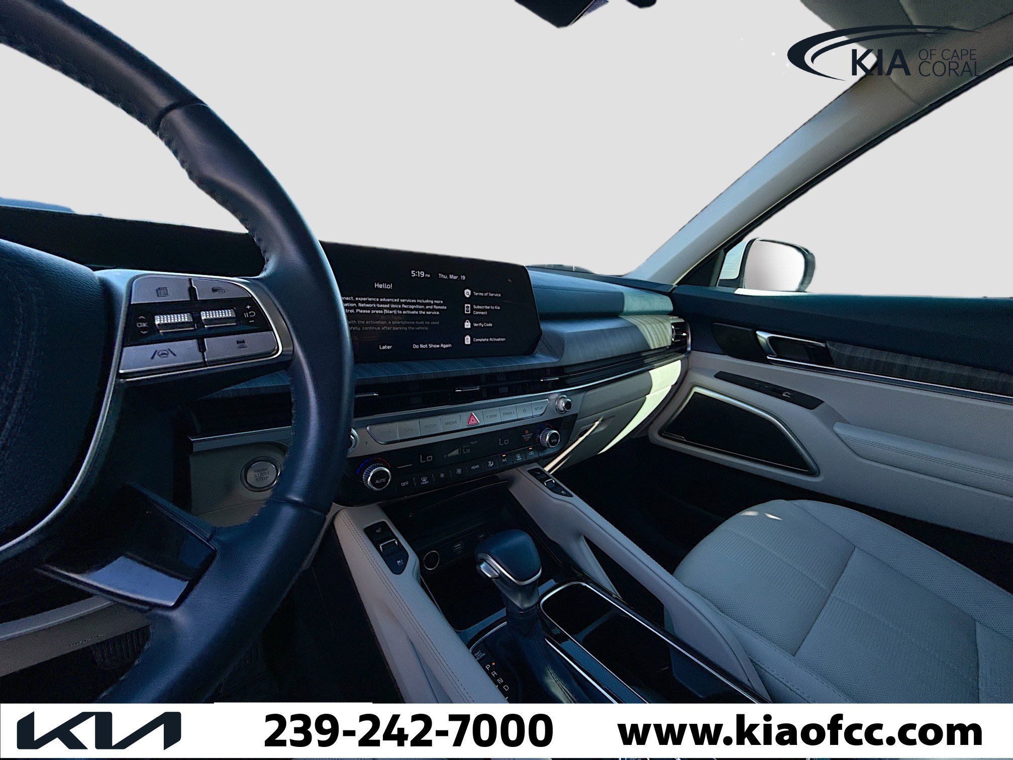 Used 2025 Kia Telluride EX w/ EX Captain's Chair Package image 28