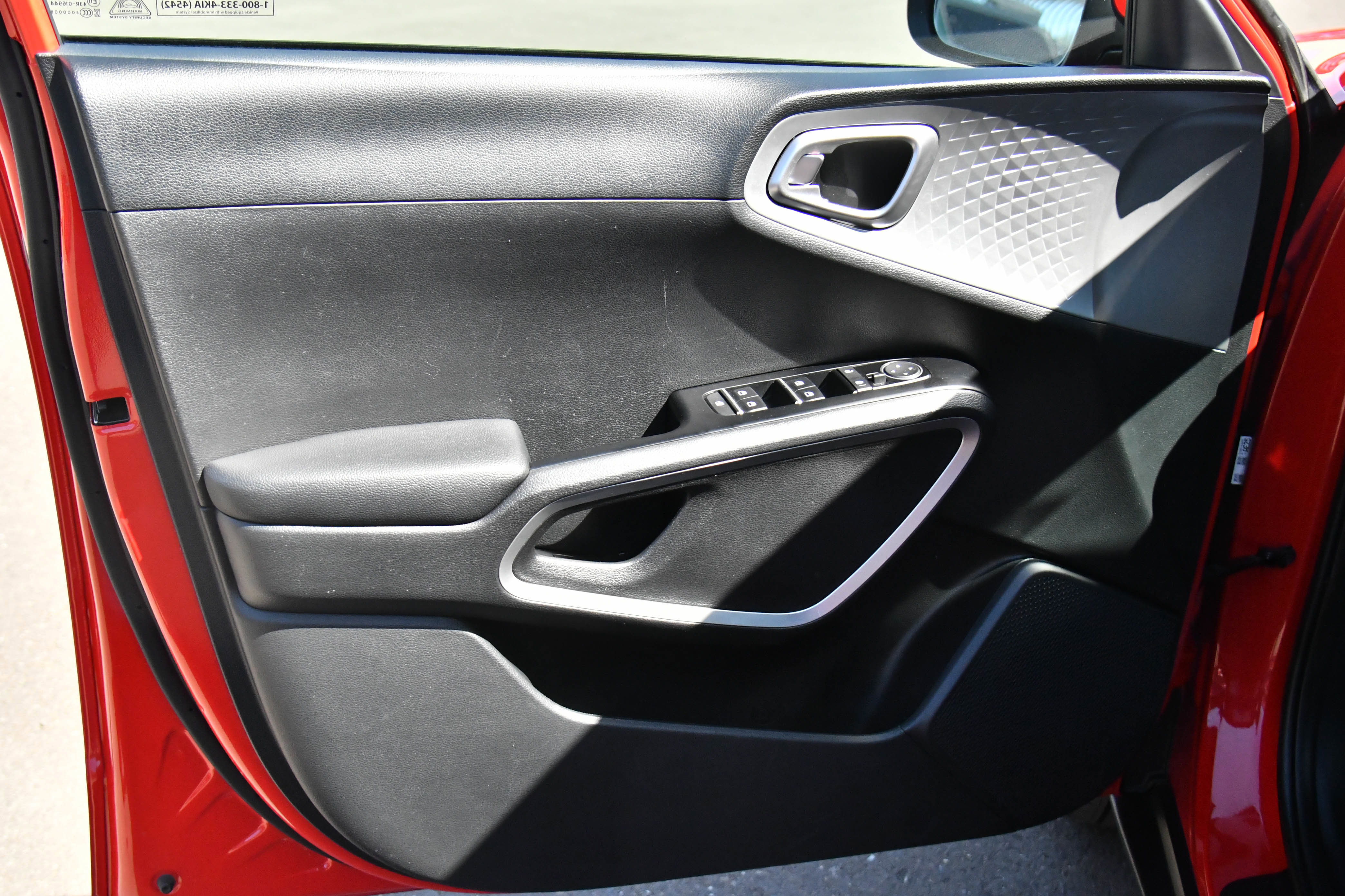 Used 2024 Kia Soul LX w/ Option Group 015 FWD image 13