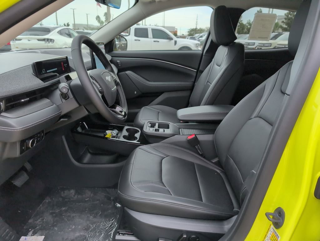 New 2025 Ford Mustang Mach-E Premium image 6