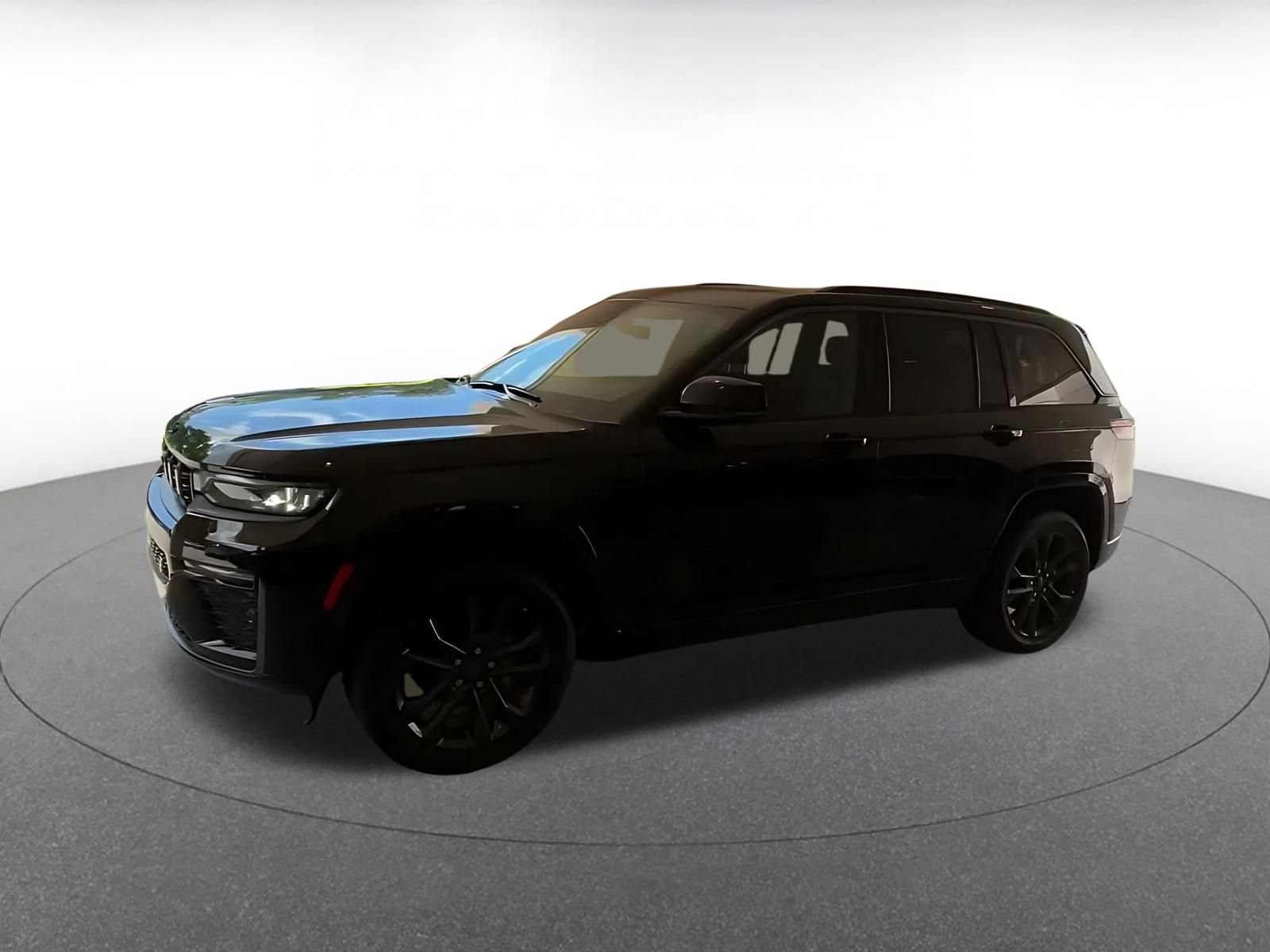 Used 2026 Jeep Grand Cherokee Limited AWD/4WD image 6