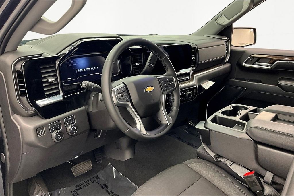 Used 2024 Chevrolet Silverado 1500 LT image 14
