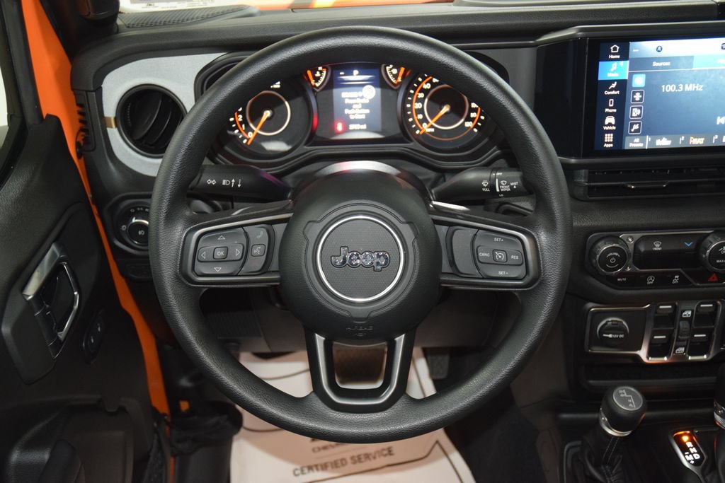 Used 2025 Jeep Wrangler Unlimited Sport AWD/4WD image 33