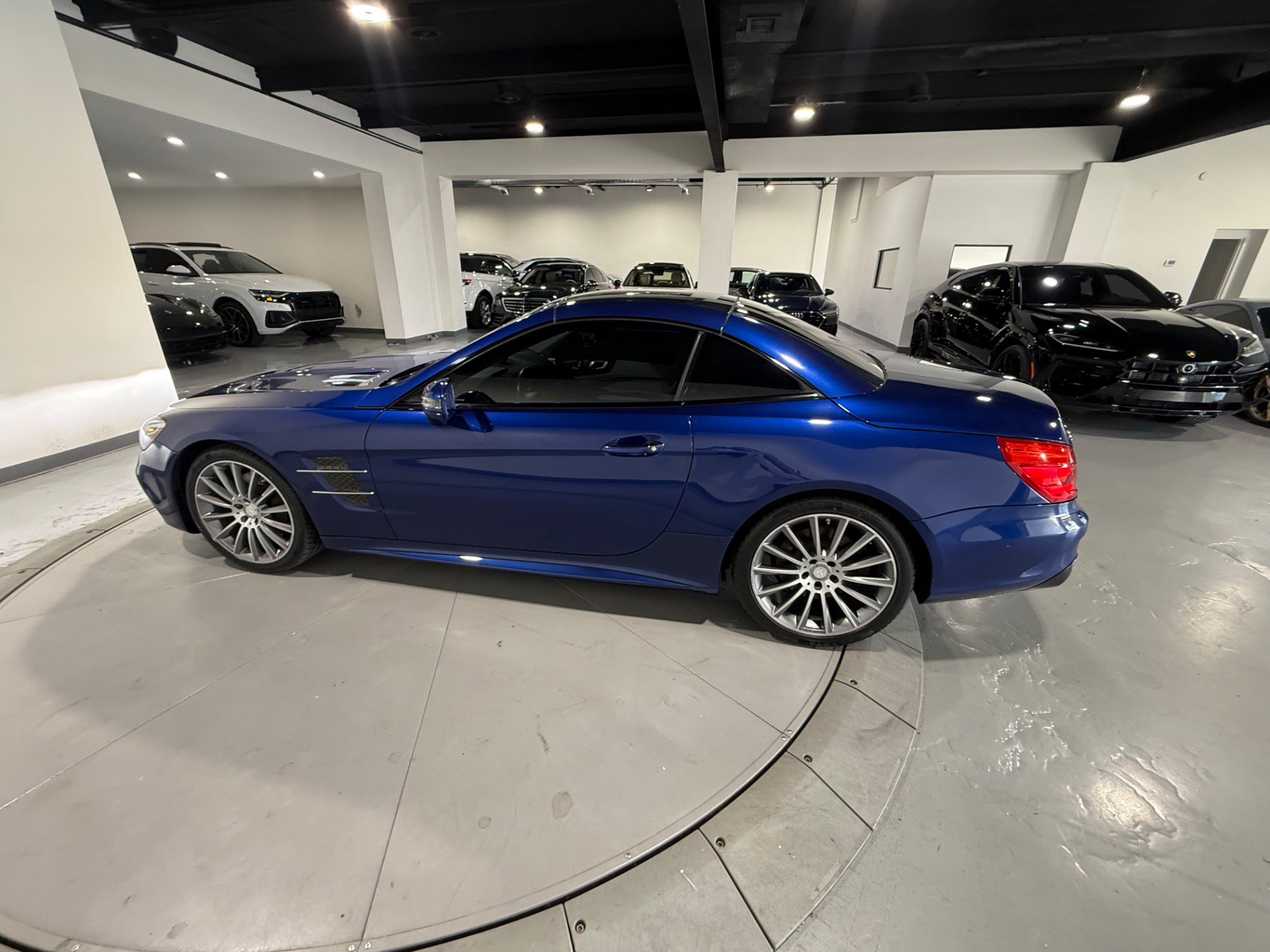 Used 2017 Mercedes-Benz SL 450 image 18