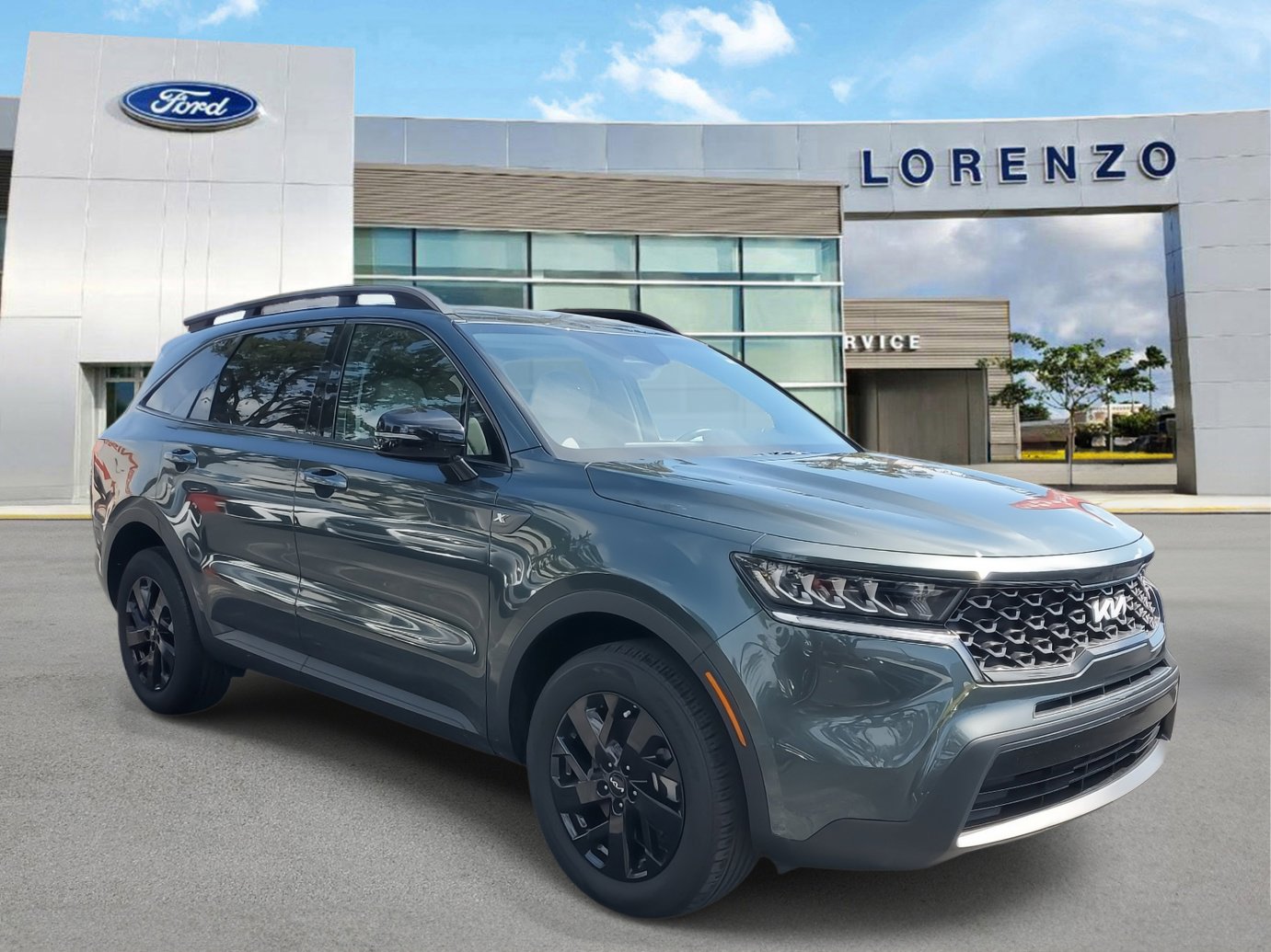 Used 2023 Kia Sorento S image 3