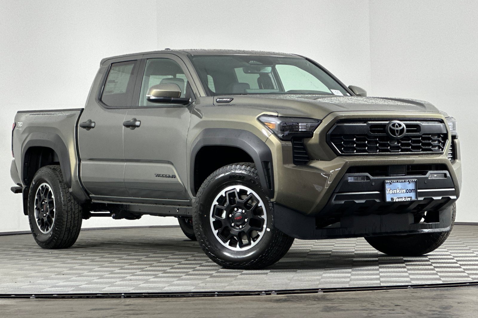 New 2025 Toyota Tacoma TRD Off-Road image 2