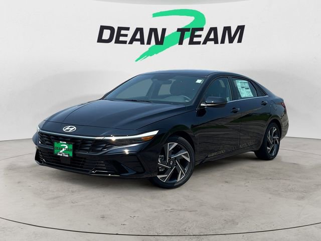 New 2025 Hyundai Elantra Limited image 3