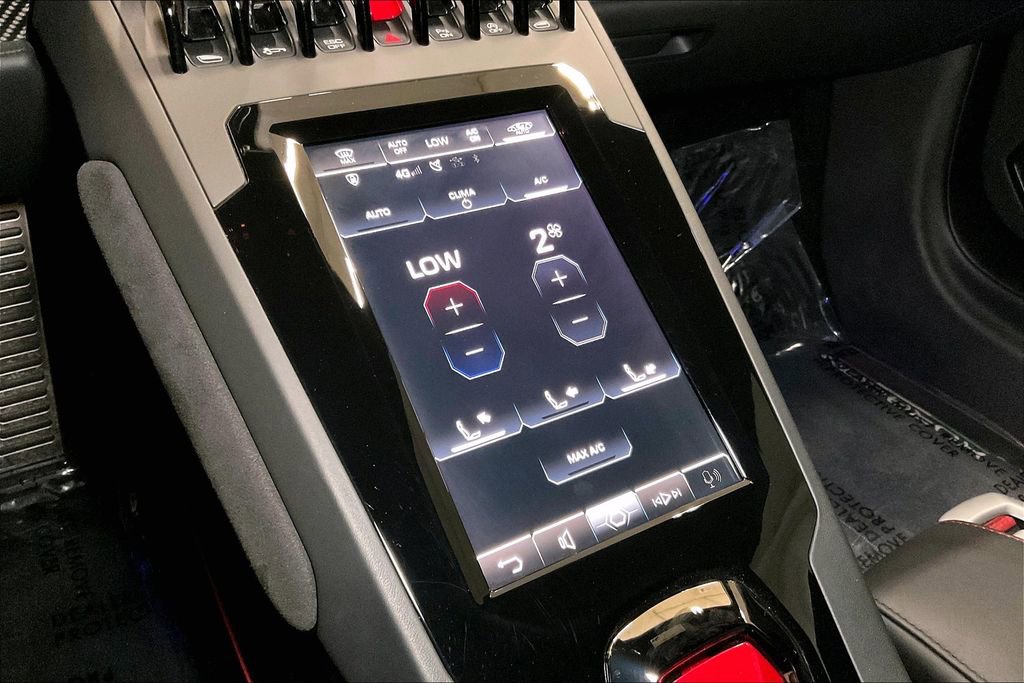 Used 2022 Lamborghini Huracan EVO image 33