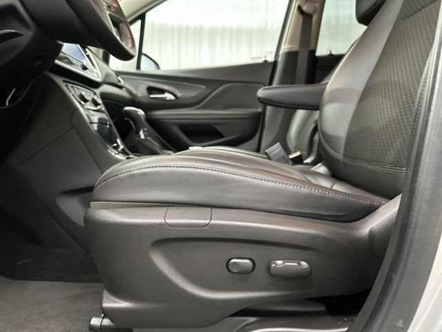 Used 2018 Buick Encore Preferred AWD/4WD image 17