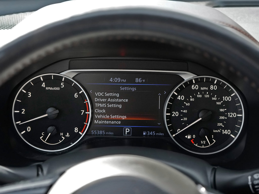Used 2024 Nissan Altima 2.5 SR FWD image 17
