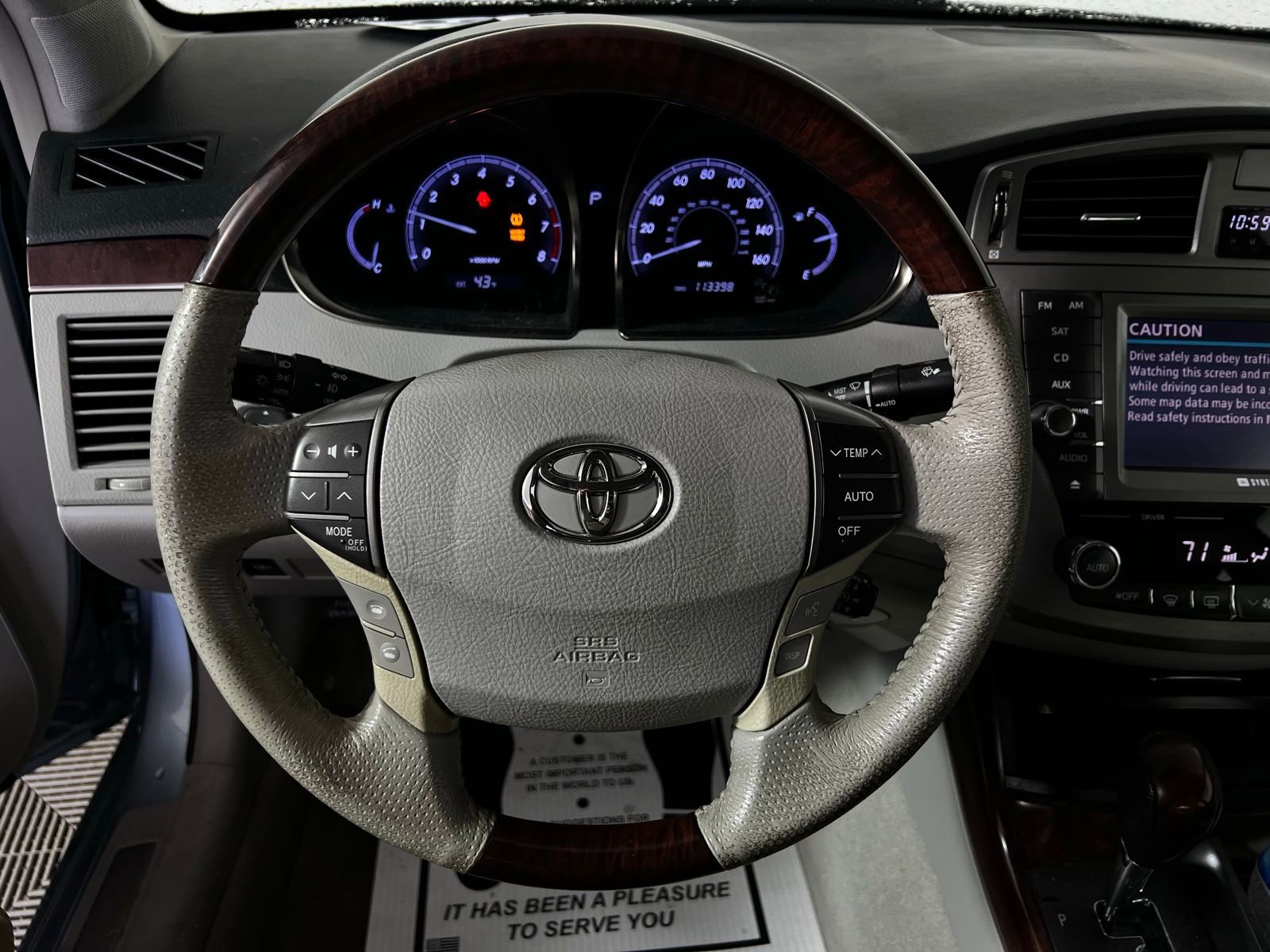 Used 2012 Toyota Avalon Limited image 9