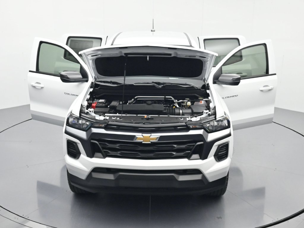 Used 2026 Chevrolet Colorado LT RWD image 44