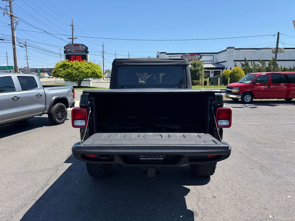 Used 2020 Jeep Gladiator Sport w/ Quick Order Package 24S AWD/4WD image 29