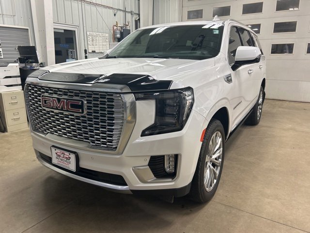 Used 2024 GMC Yukon Denali image 2