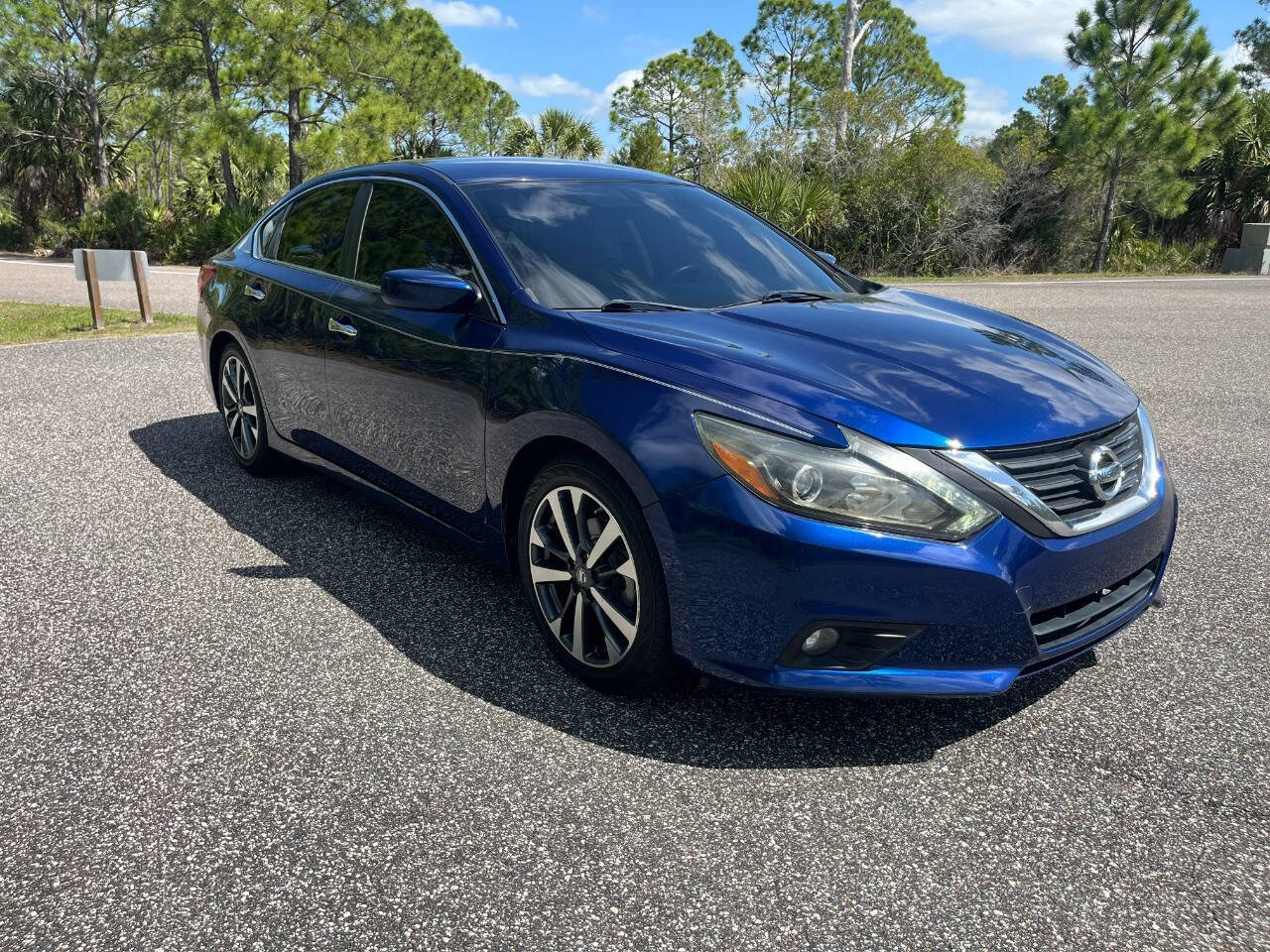 Used 2017 Nissan Altima 3.5 SR image 7