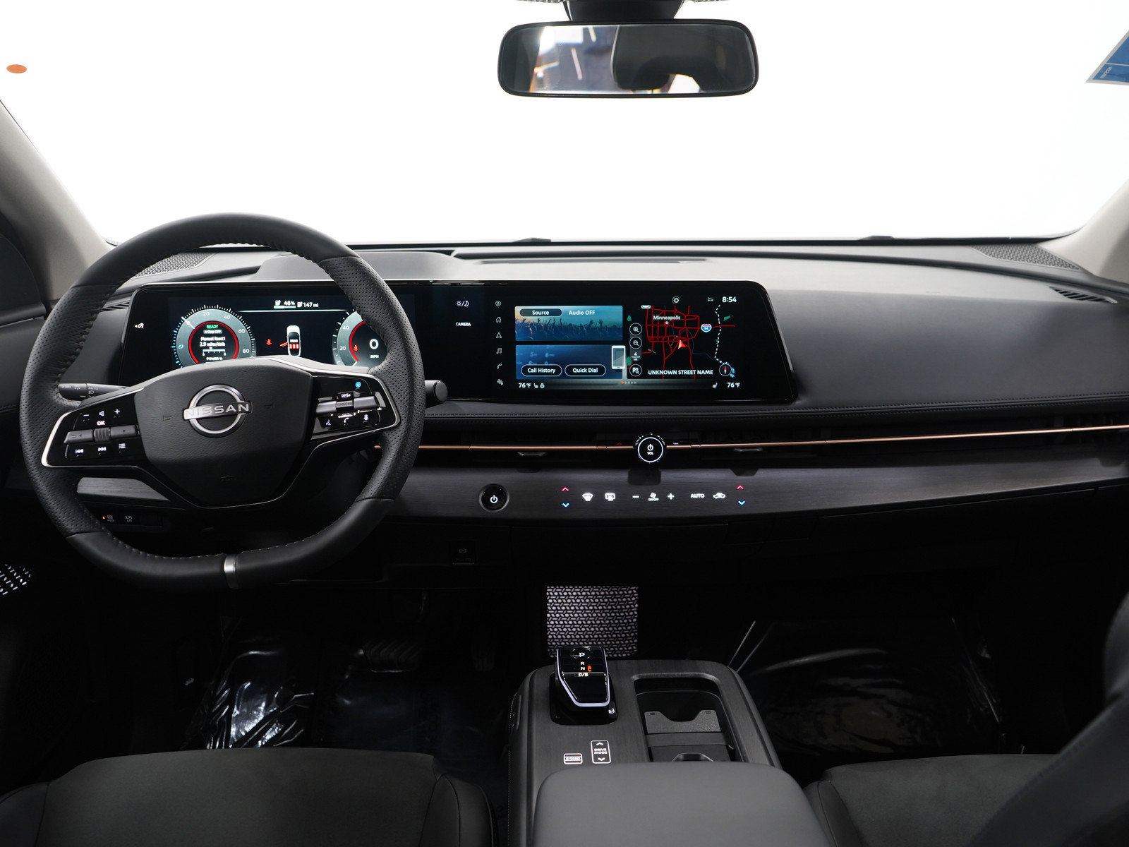 Used 2023 Nissan Ariya AWD image 14