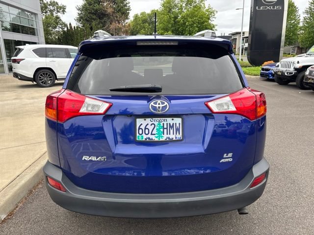 Used 2015 Toyota RAV4 LE AWD/4WD image 6