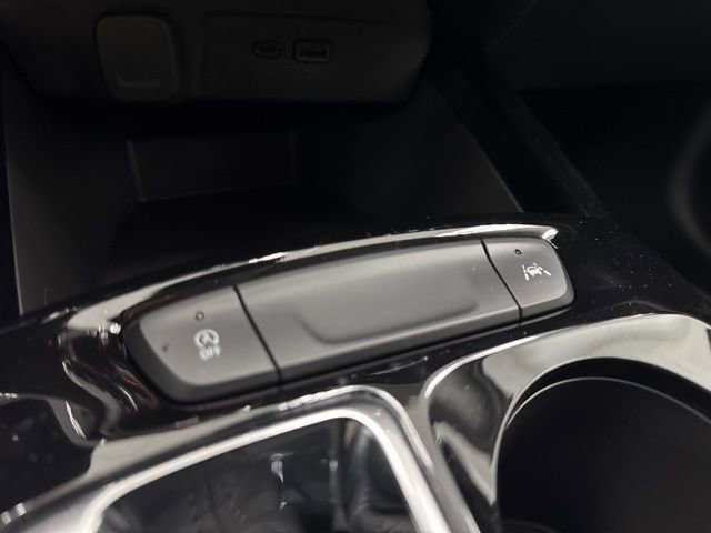 New 2026 Chevrolet Trax LT w/ Driver Confidence Package FWD image 19