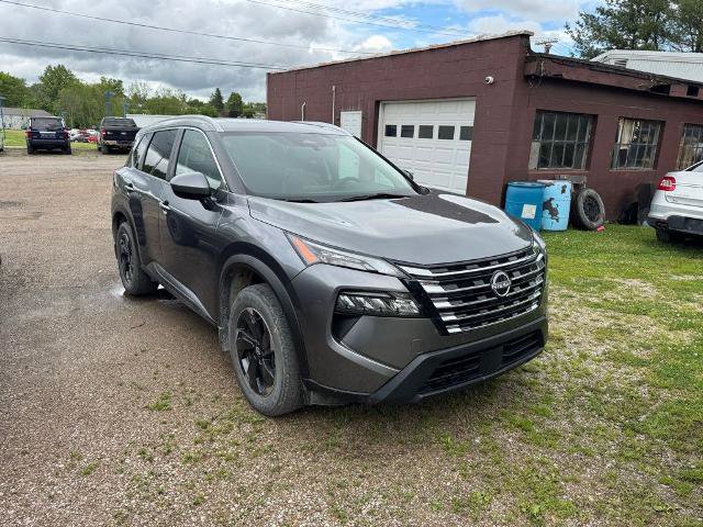 Used 2024 Nissan Rogue SV w/ SV Premium Package AWD/4WD image 1