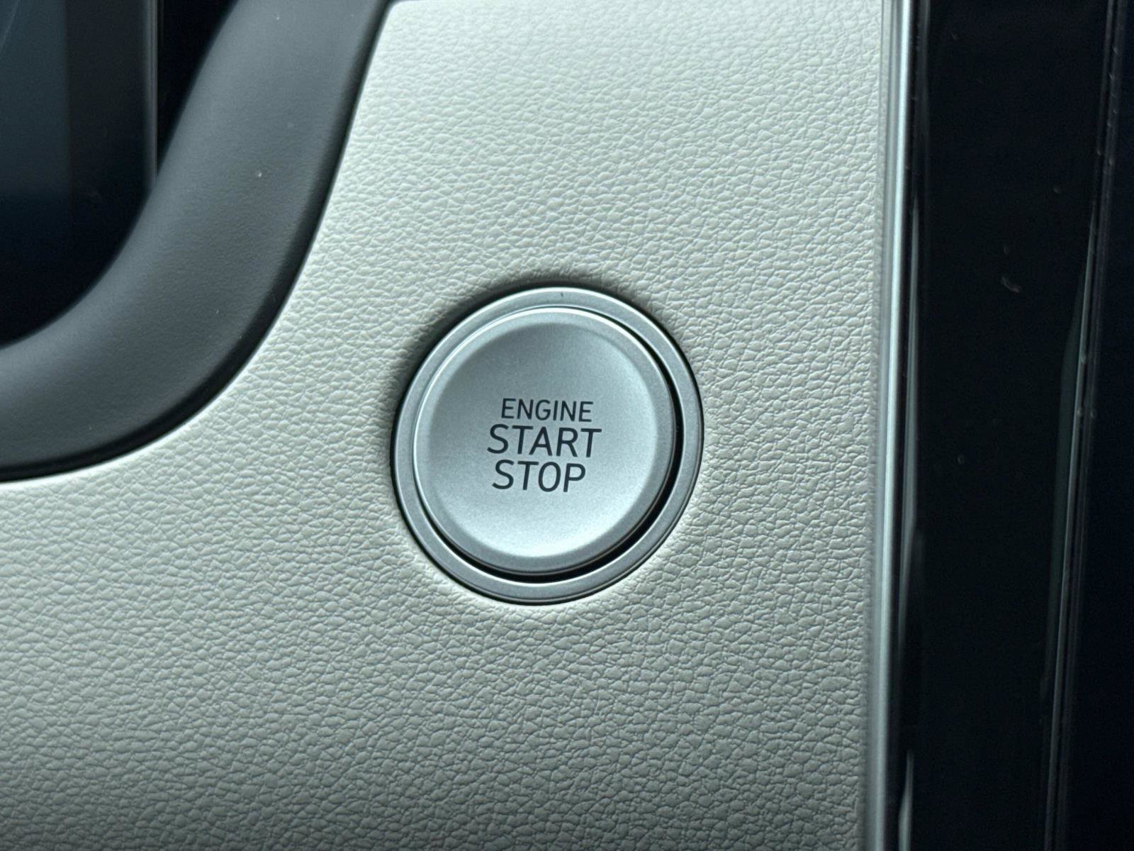 Used 2024 Hyundai Tucson Limited AWD/4WD image 14