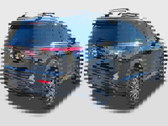 New 2025 Nissan Pathfinder SV image 5