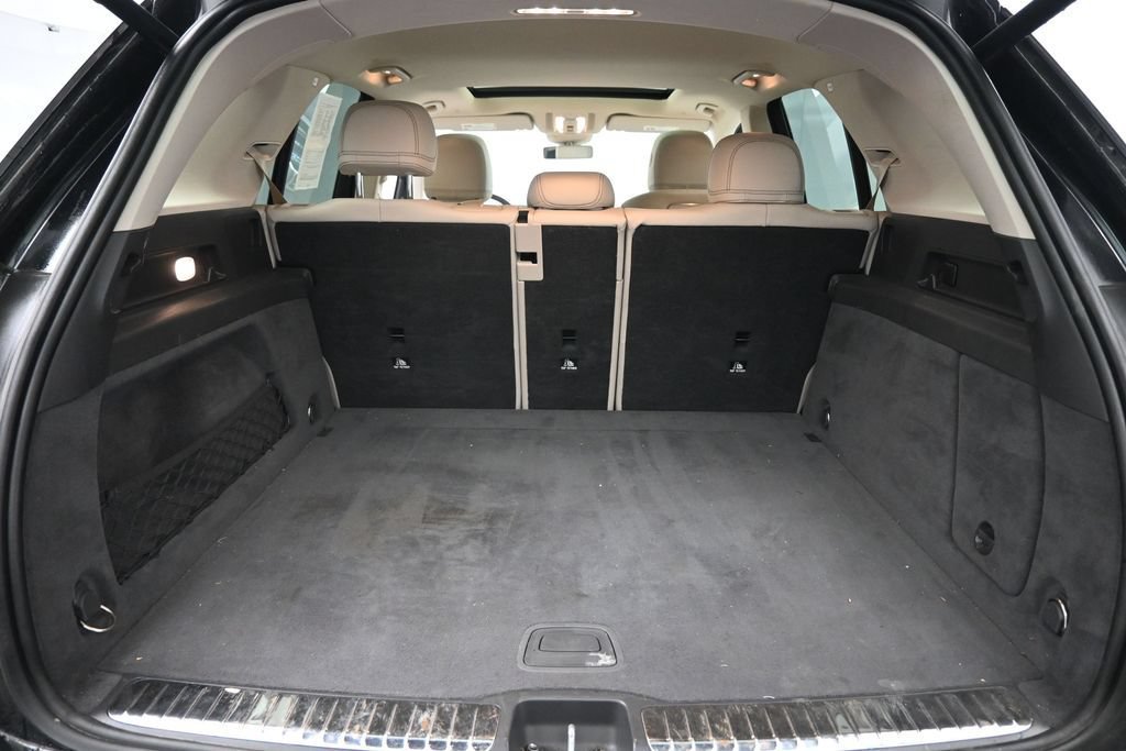 Used 2020 Mercedes-Benz GLE 350 4MATIC w/ Premium Package image 26