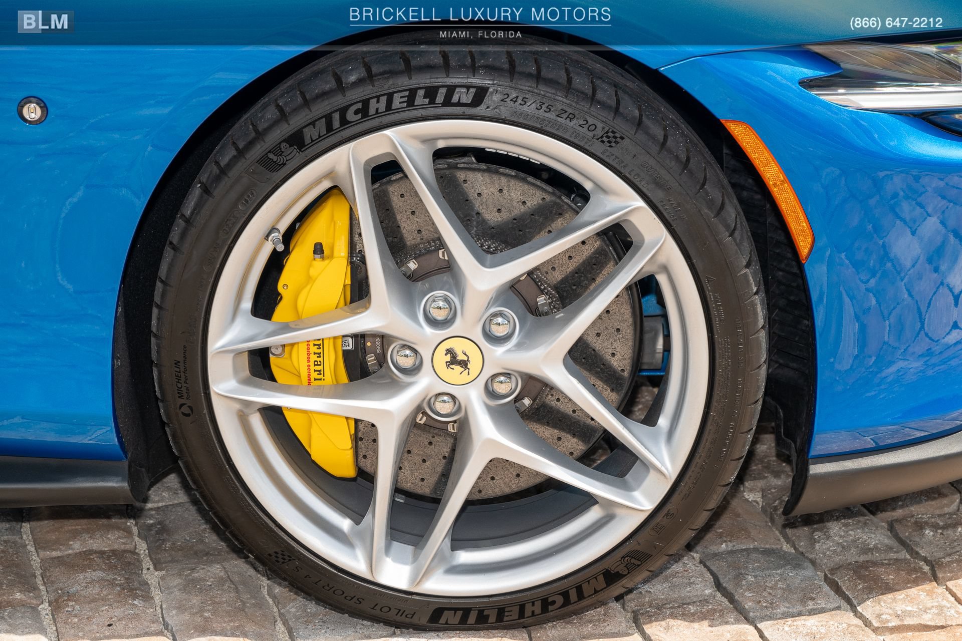 Used 2026 Ferrari Roma Spider RWD image 44