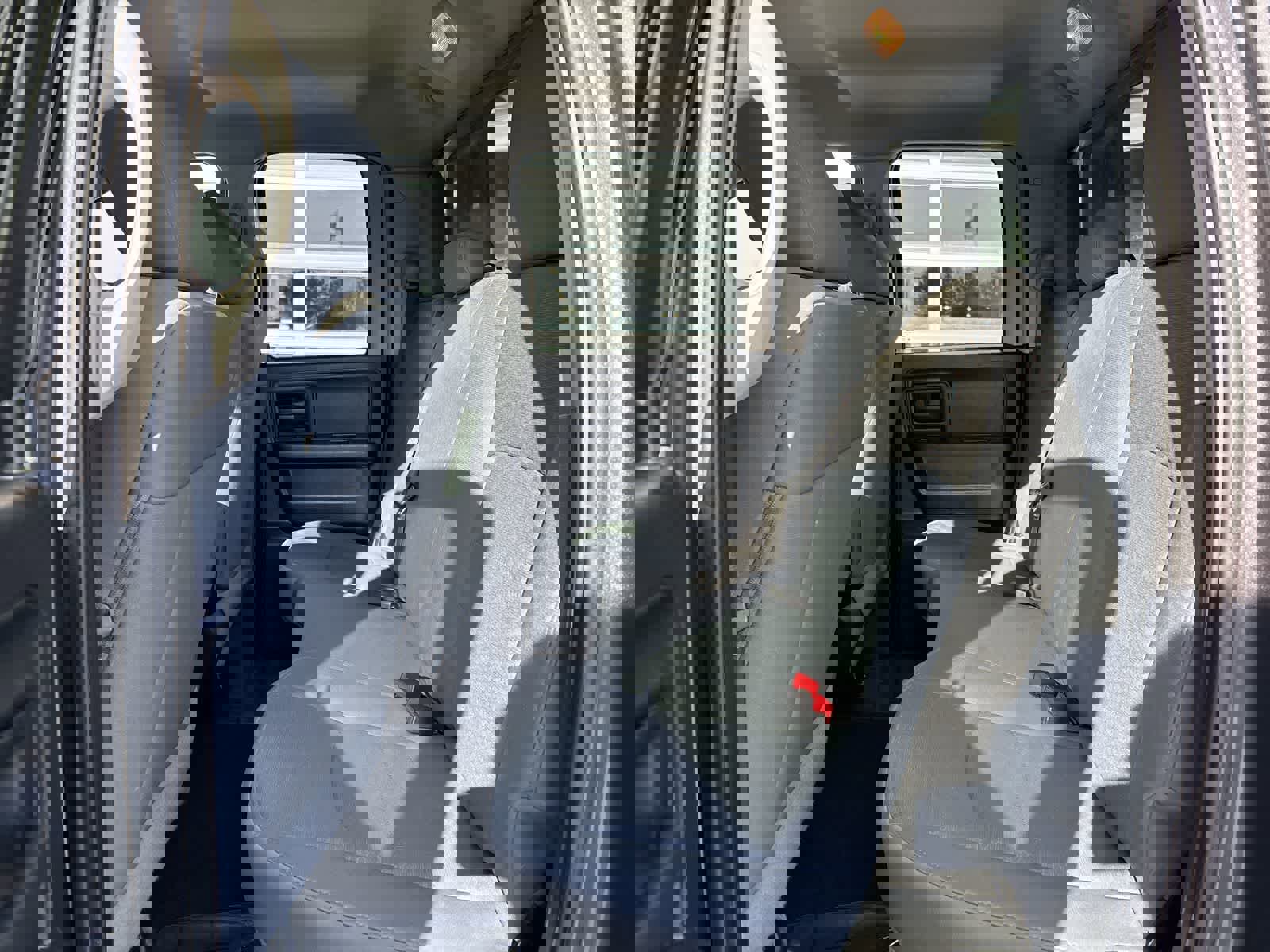 Used 2015 RAM 1500 Express image 8