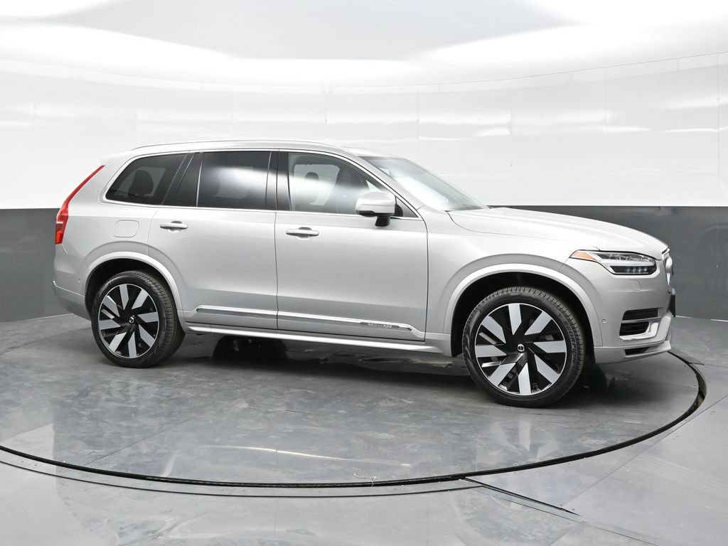Used 2023 Volvo XC90 T8 Ultimate AWD/4WD image 8