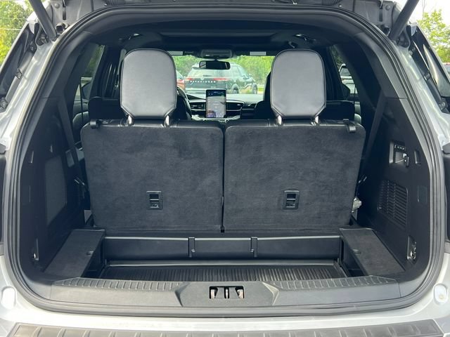 Used 2020 Ford Explorer ST w/ ST Street Pack AWD/4WD image 37