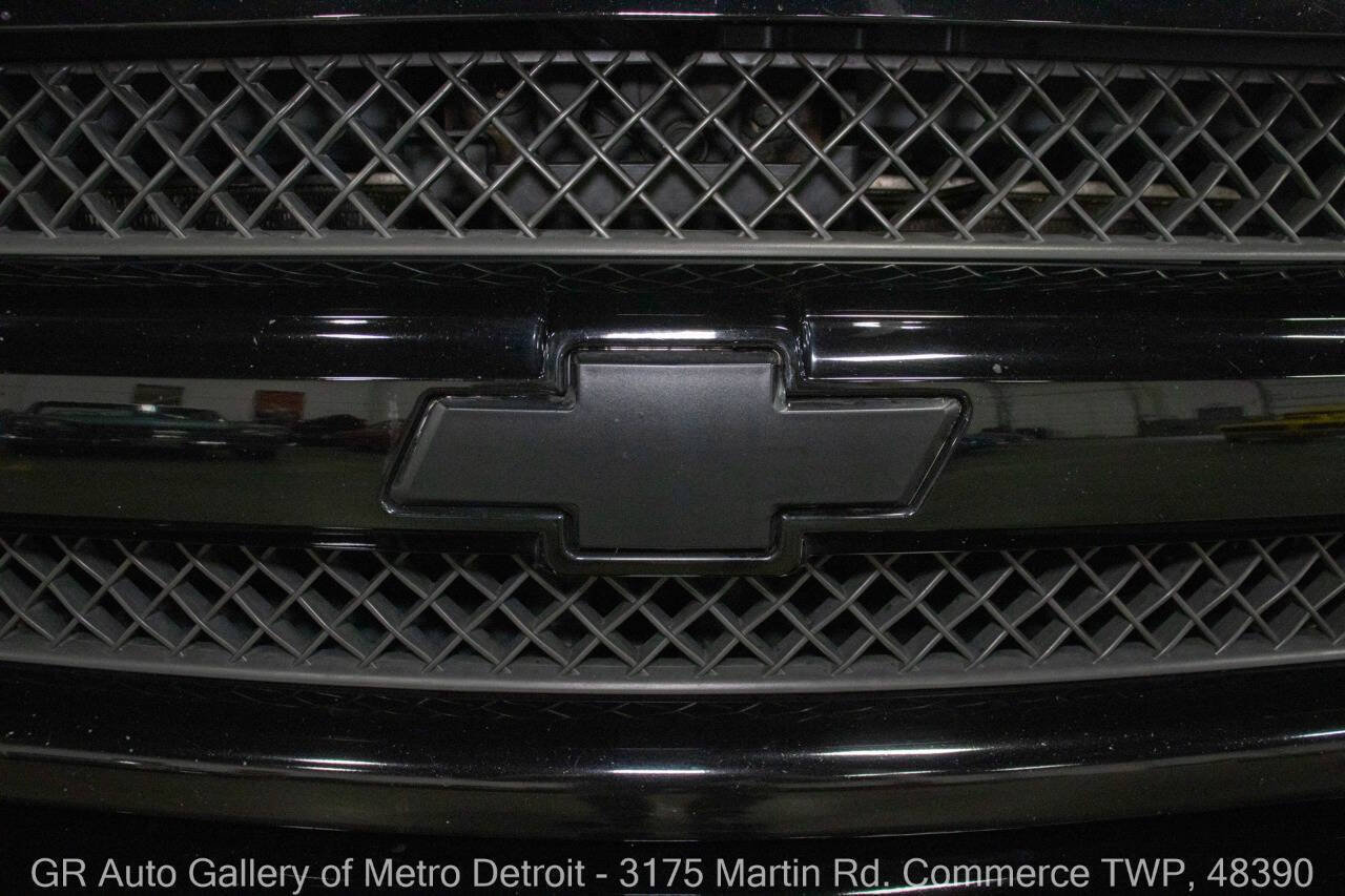 Used 2008 Chevrolet TrailBlazer SS w/ Sun And 6-Disc Cd Package AWD/4WD image 31