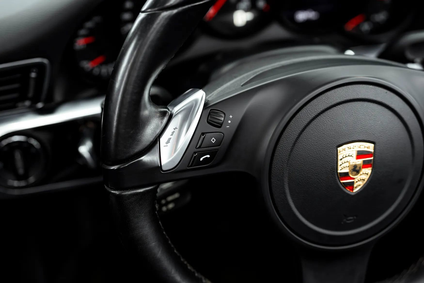 Used 2014 Porsche 911 Carrera image 20