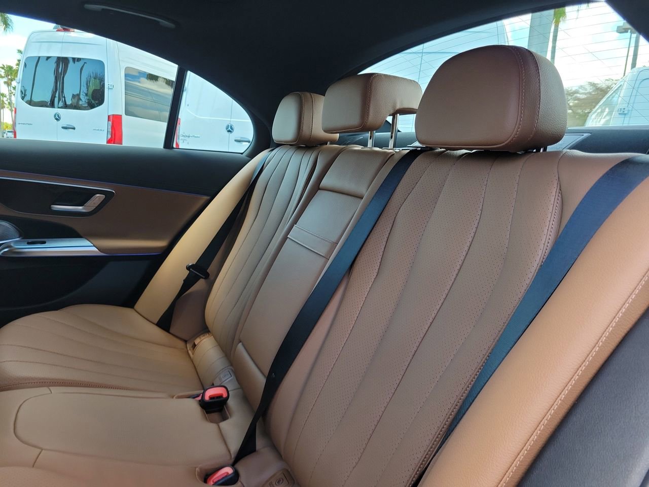 New 2026 Mercedes-Benz E 450 4MATIC Sedan image 14