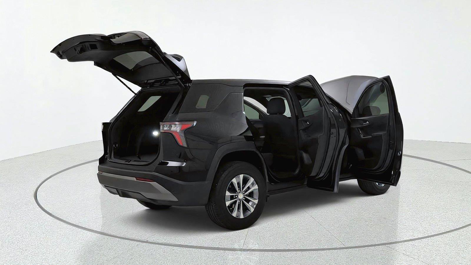 Used 2025 Chevrolet Equinox LT FWD image 14