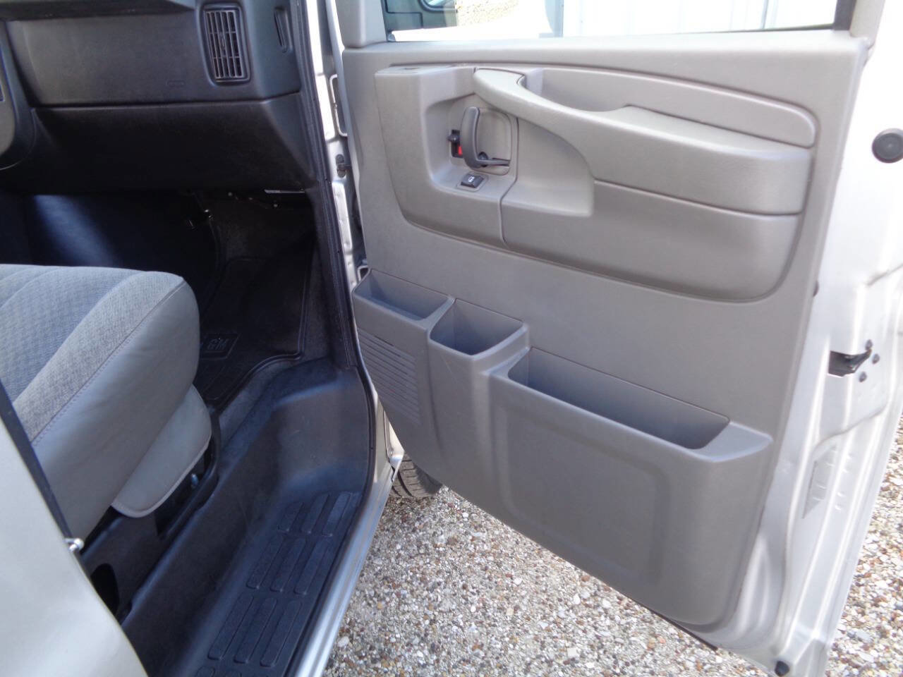 Used 2014 Chevrolet Express 3500 LT w/ LT Preferred Equipment Group image 73