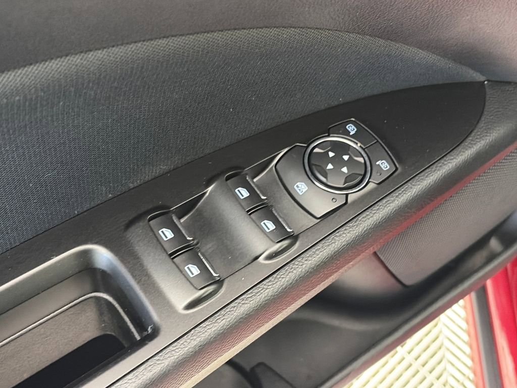 Certified 2018 Ford Fusion SE w/ Equipment Group 201A FWD image 25