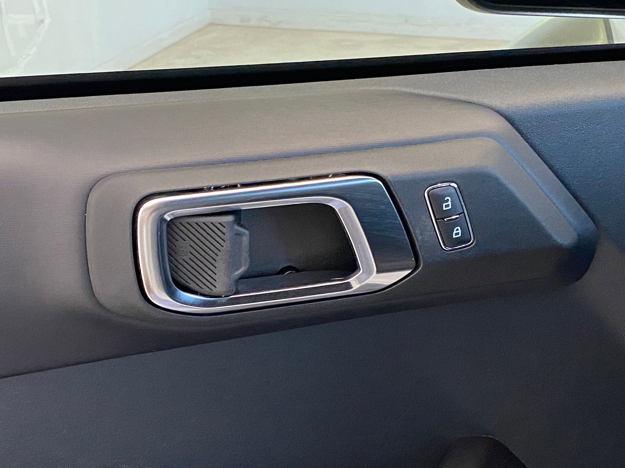 Used 2024 Ford Bronco Badlands image 24