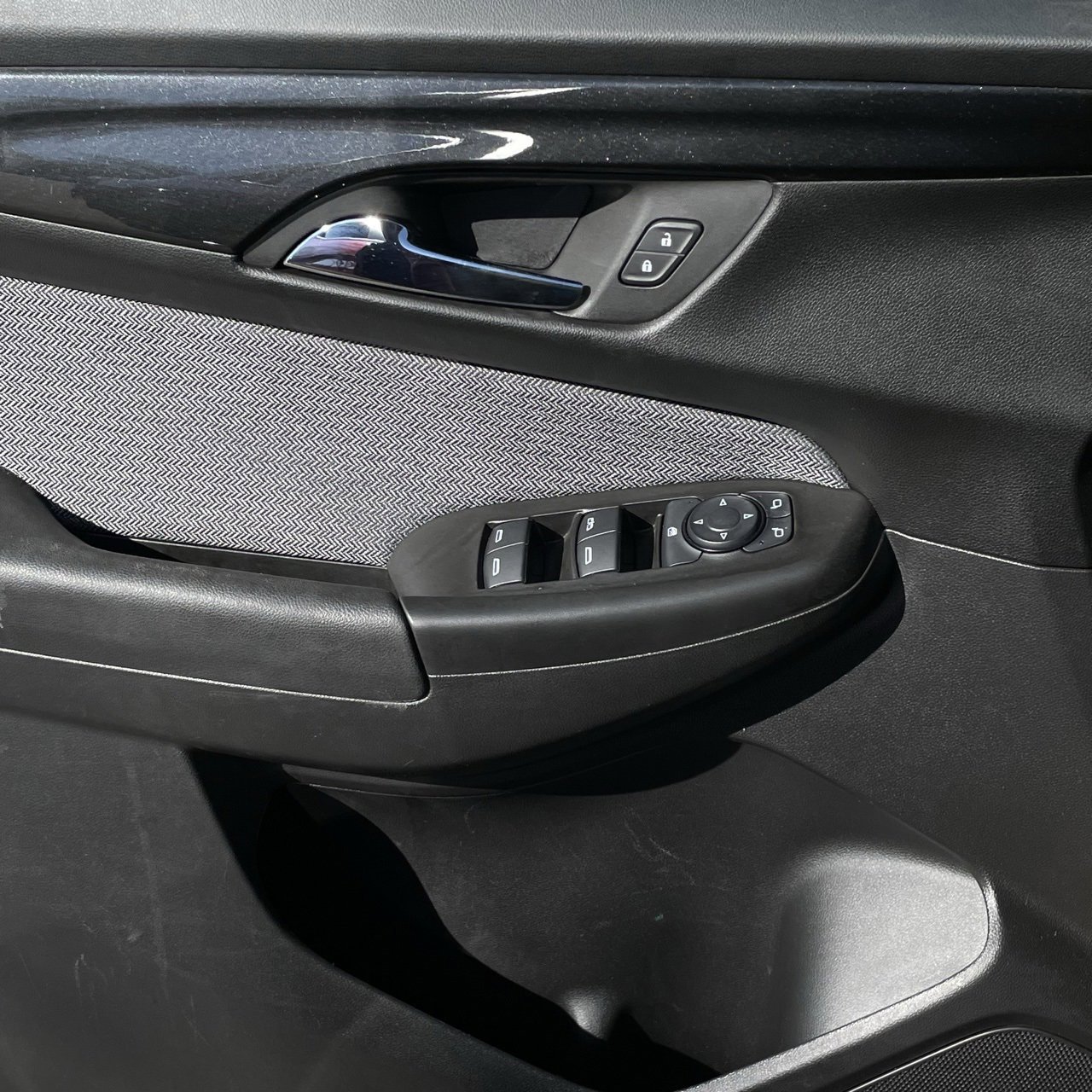 Used 2025 Chevrolet TrailBlazer LT image 21