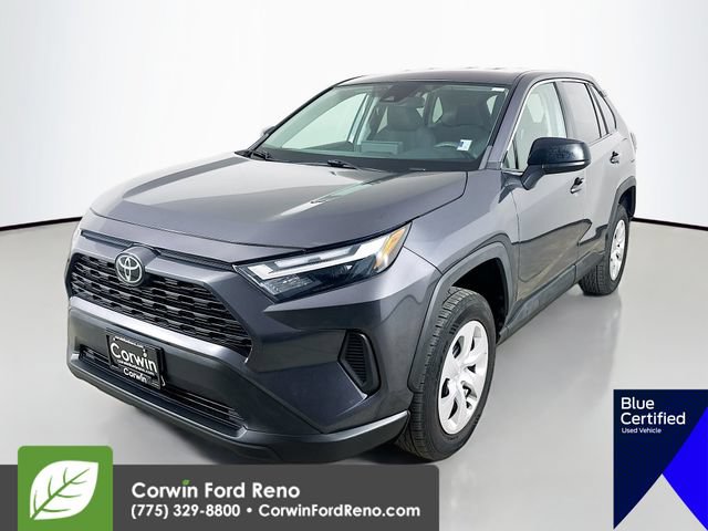 Used 2023 Toyota RAV4 LE AWD/4WD image 3