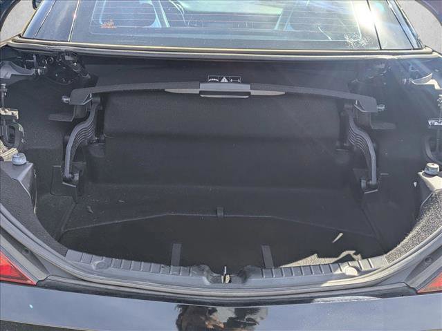 Used 2013 Mercedes-Benz SLK 350 image 6