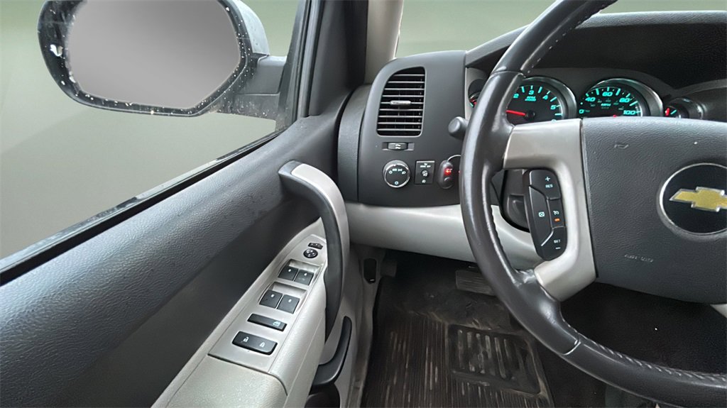 Used 2010 Chevrolet Silverado 1500 LT w/ Power Pack Plus image 17