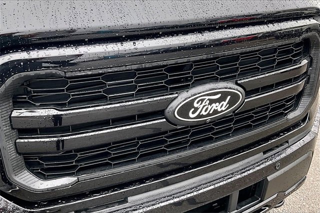 Used 2025 Ford F150 Lariat w/ Equipment Group 501A Mid image 28