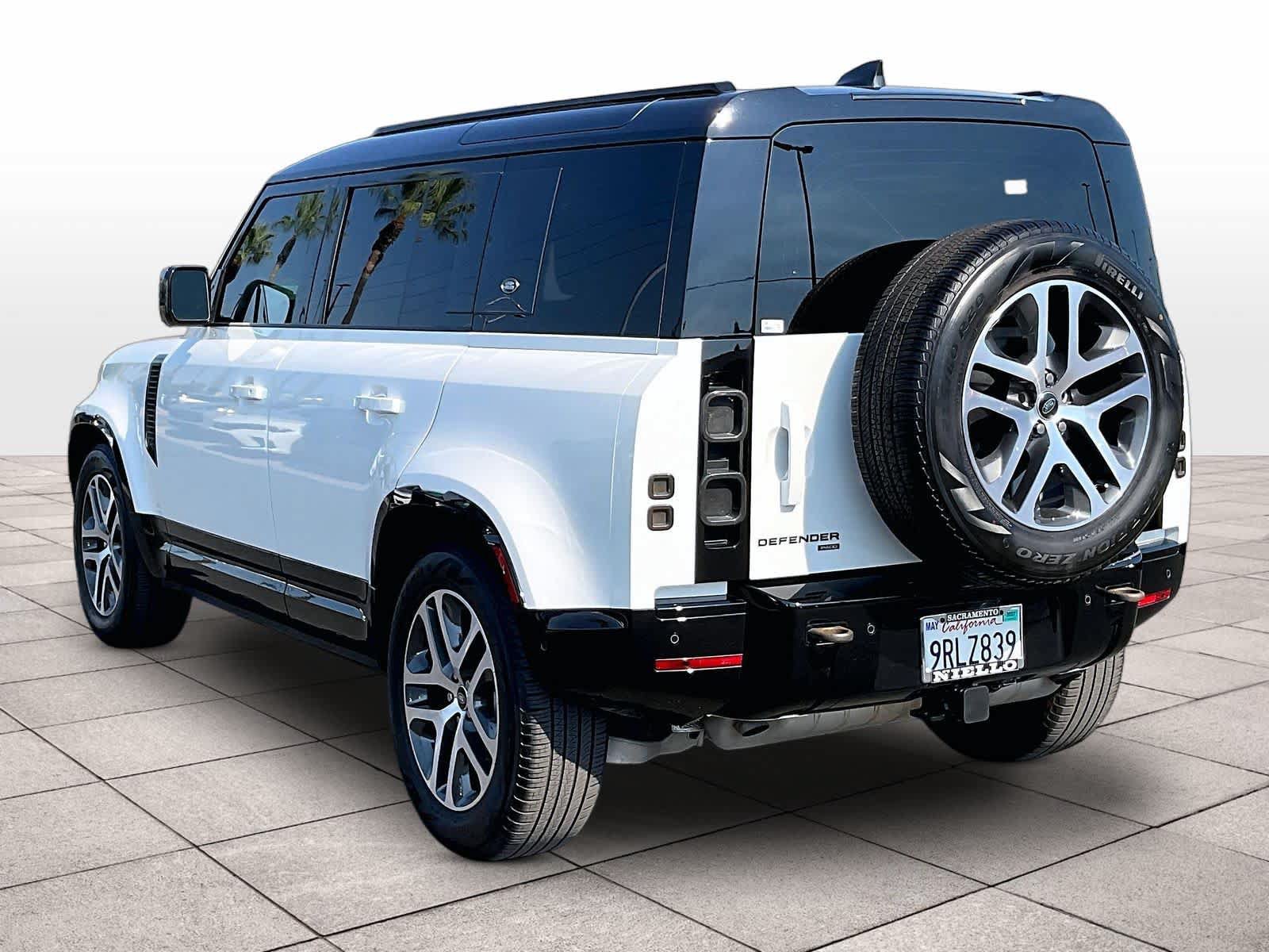 Used 2023 Land Rover Defender 110 X-Dynamic SE AWD/4WD image 14