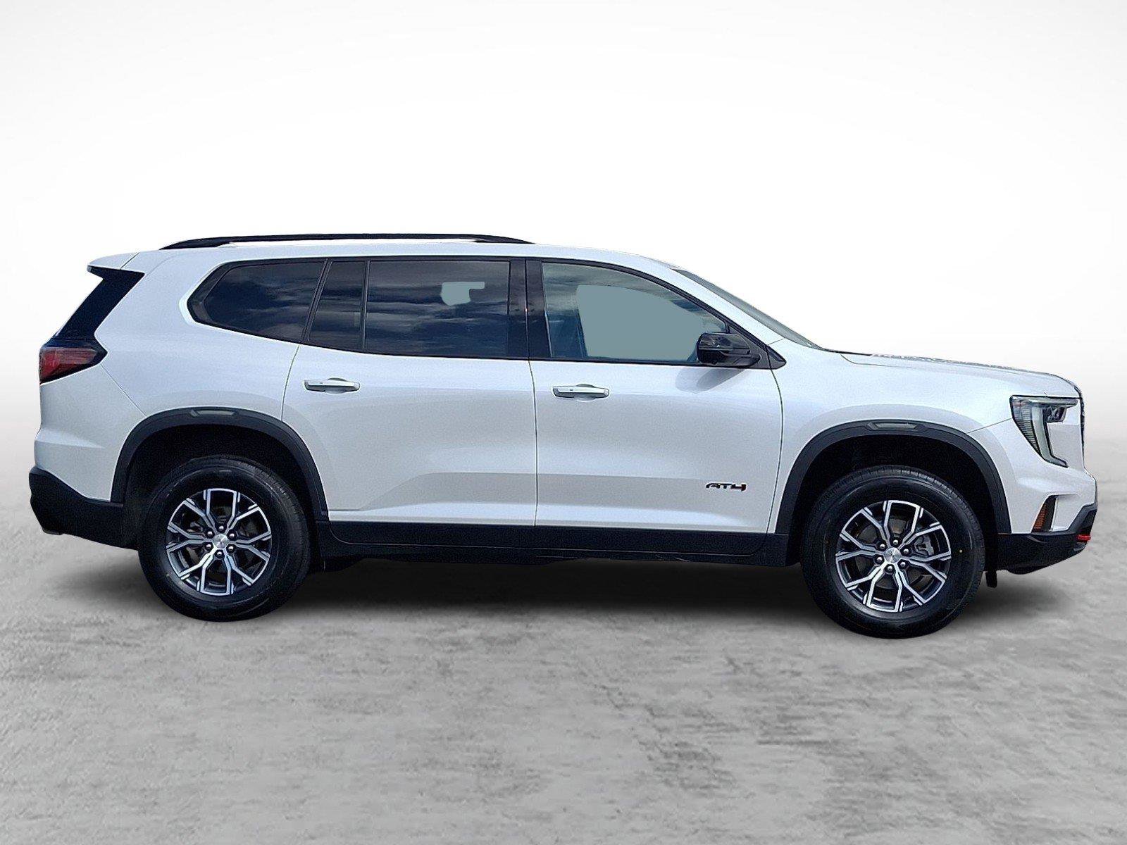 Used 2024 GMC Acadia AT4 w/ Luxury Package AWD/4WD image 7