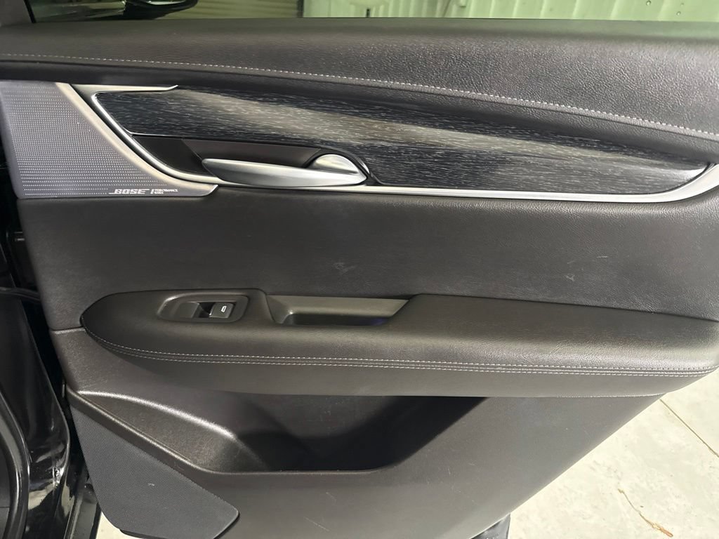 Used 2022 Cadillac XT5 Premium Luxury FWD image 17