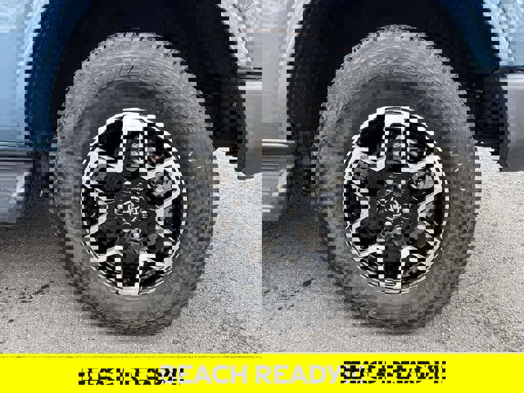 Used 2025 Ford Bronco Outer Banks image 30