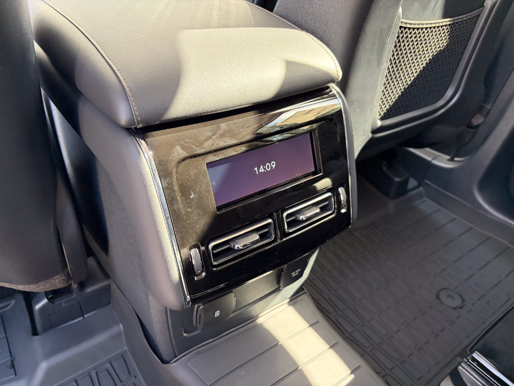 New 2027 Lincoln Aviator AWD image 51