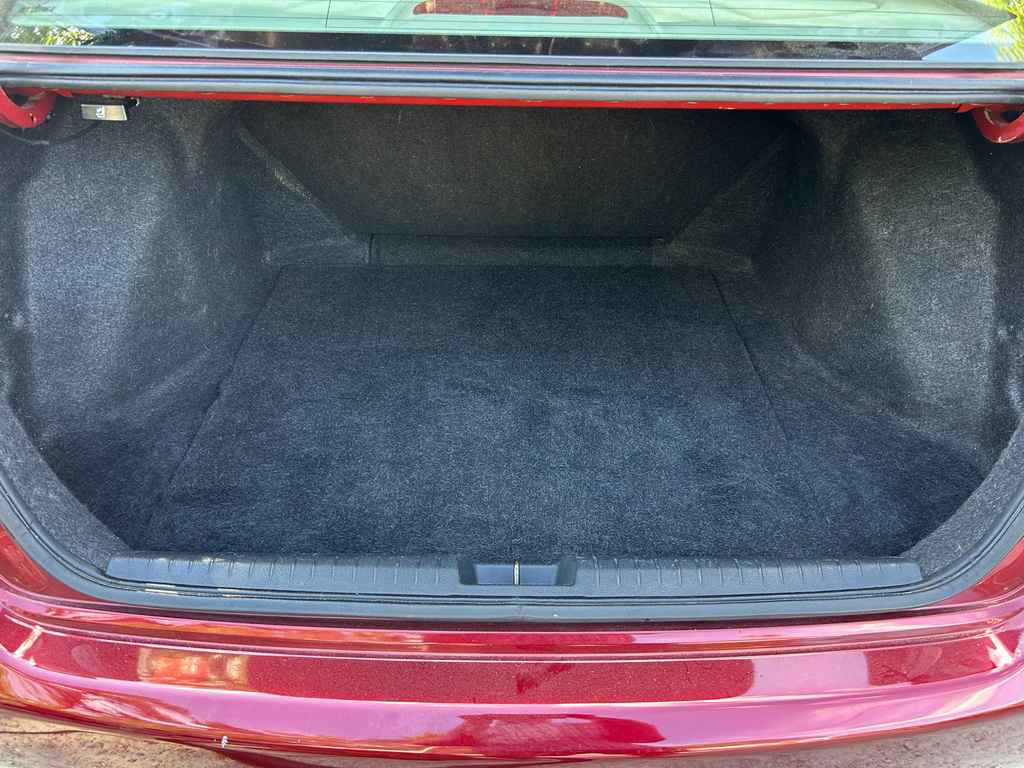 Used 2010 Honda Civic LX image 16