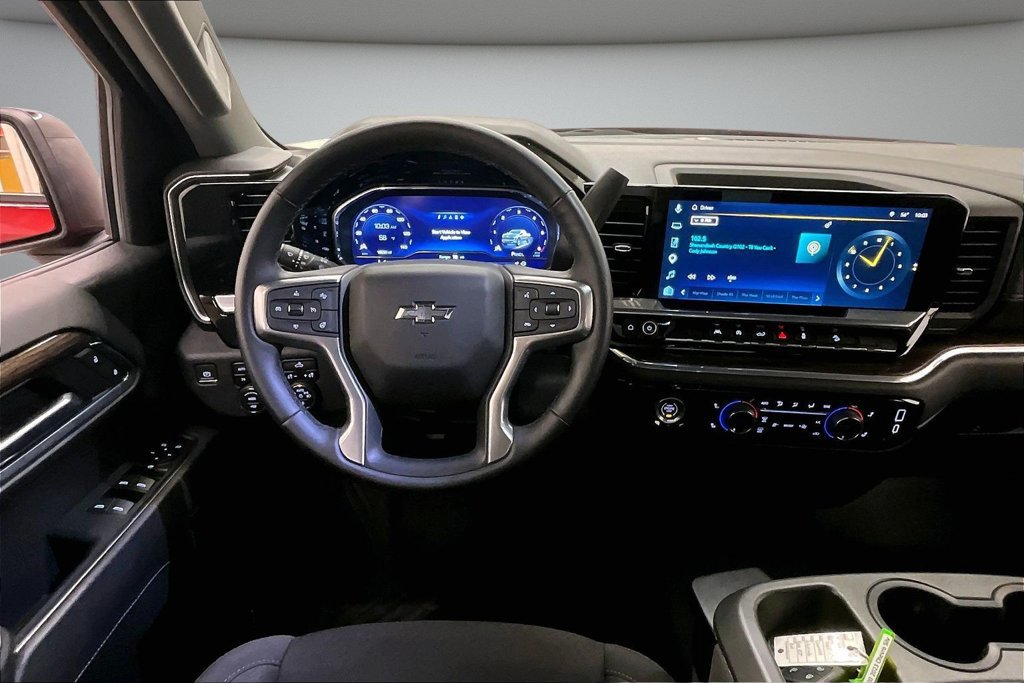 Used 2023 Chevrolet Silverado 1500 RST AWD/4WD image 9